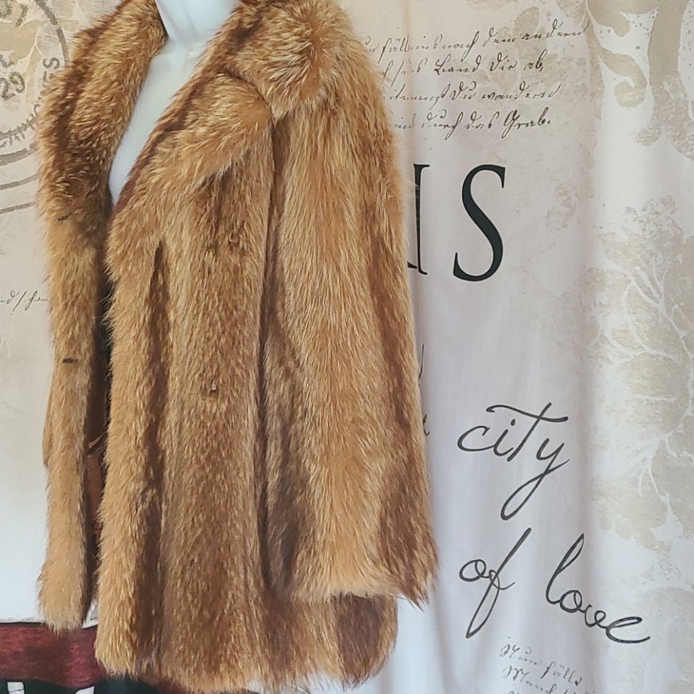 Beautiful Red Raccoon Coat Jacket - Picture 4 of 6